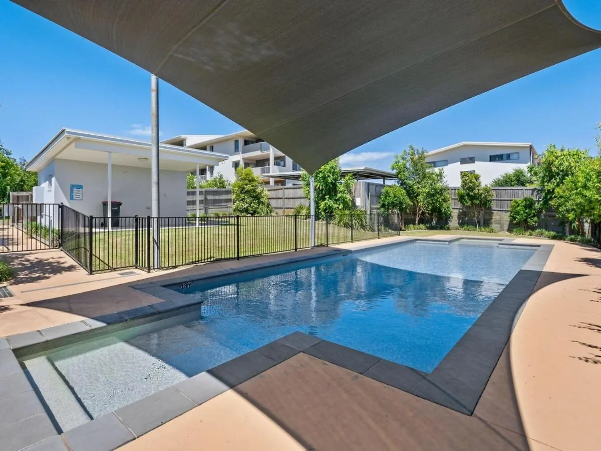 Stay Play & Relax In Comfort North Lakes